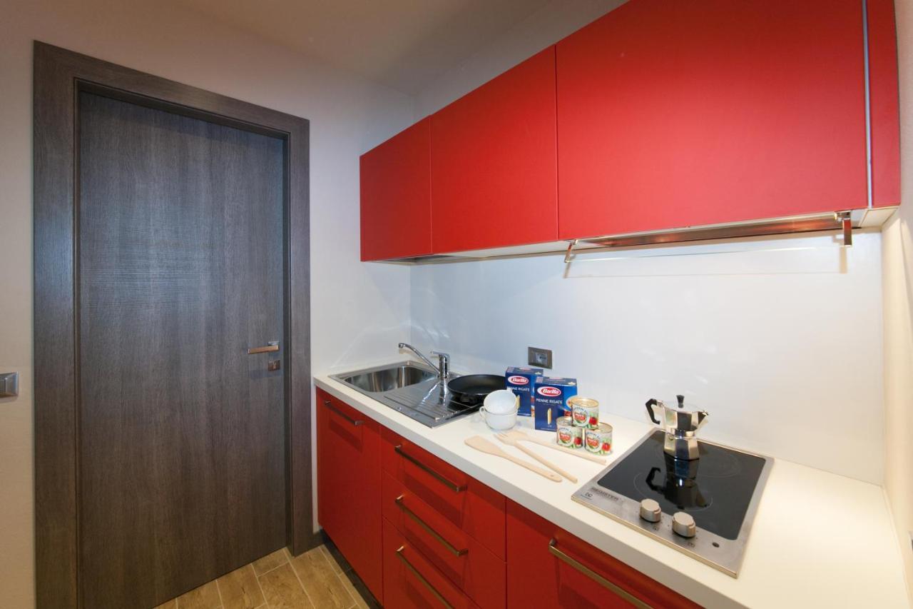 International Rooms & Apartments シルミオーネ エクステリア 写真